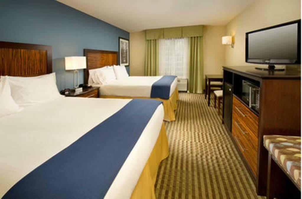 Holiday Inn Express & Suites Caryville By Ihg Exterior foto